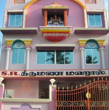 Sr Mahal & Lodge Kumbakonam Esterno foto